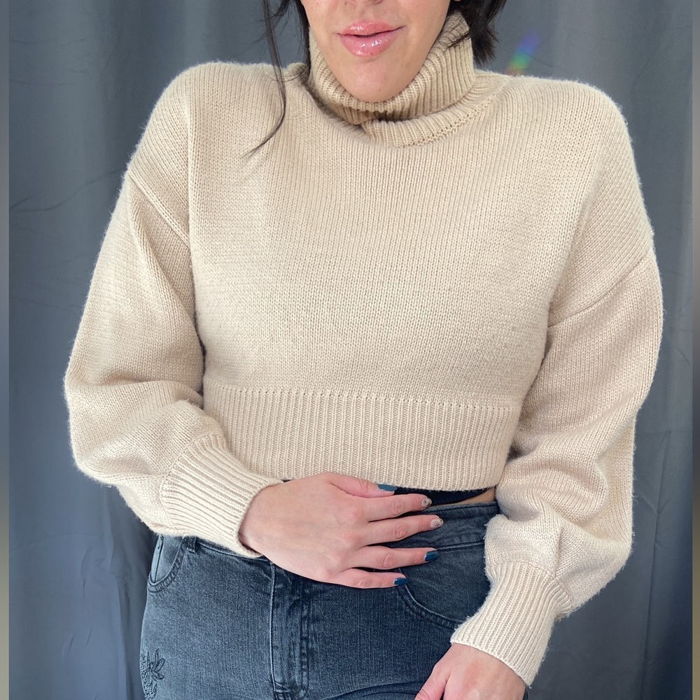 Cropped Turtleneck Cozy Cream Sweater